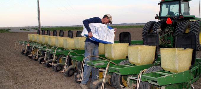 Soja: productores denuncian “aprietes” de empresas para que declaren sus semillas