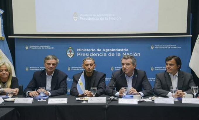 Etchevehere: "Queremos que las economías regionales expresen todo su potencial"