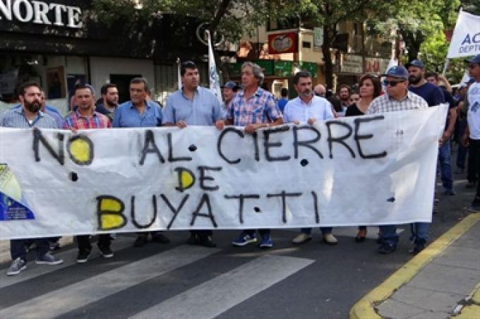 Peligran 130 puestos de trabajo en una cerealera en Rosario.