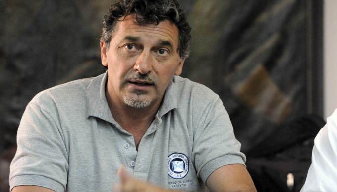 “Mientras nosotros nos fundimos, las multinacionales especulan e importan soja”