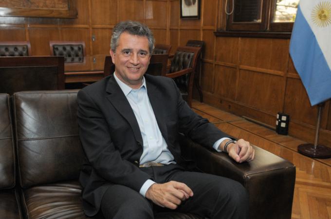 Etchevehere: "No tenemos pensado acelerar la reducción de las retenciones en soja".