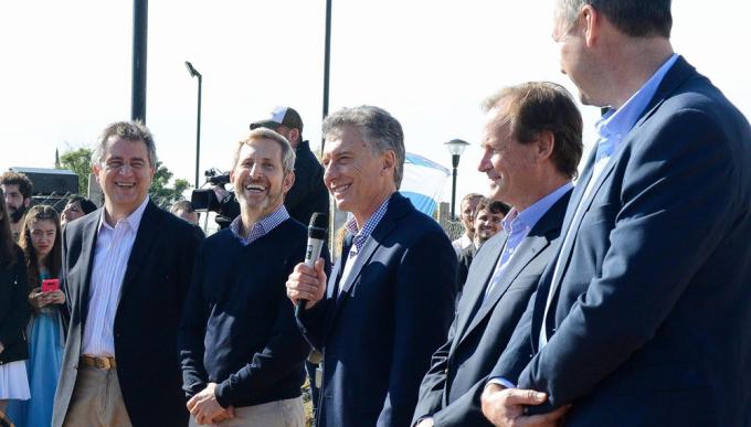 Macri y Etchevehere entregaron aportes y anunciaron obras para el campo en Entre Ríos