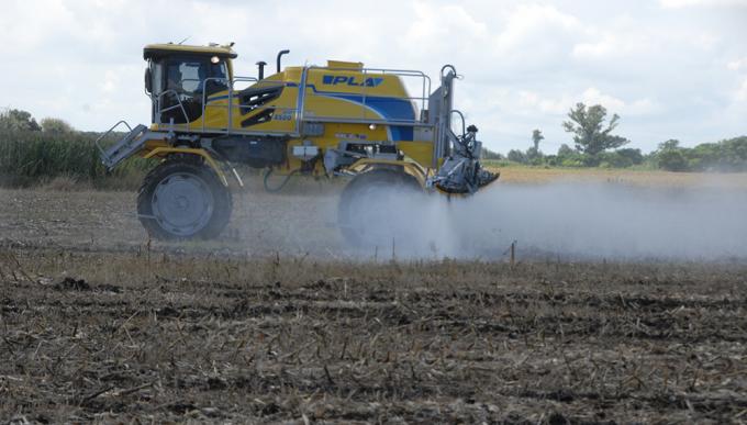 Senasa toma la posta y liderará las reglamentaciones nacionales de agroquímicos