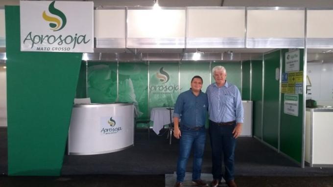 Brasil: la Justicia ordena a Monsanto devolver regalías hasta que se resuelva la solicitud de nulidad de la patente del evento Intacta