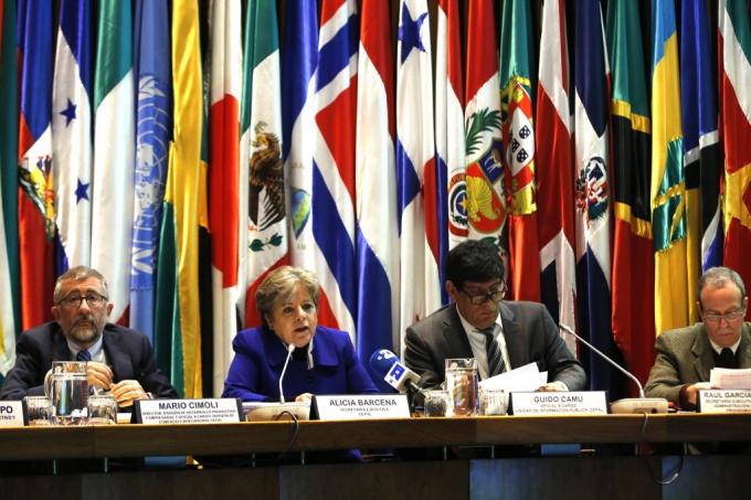 Argentina subió dos posiciones para ocupar el cuarto puesto en el ranking de naciones latinoamericanas receptoras de inversión extranjera