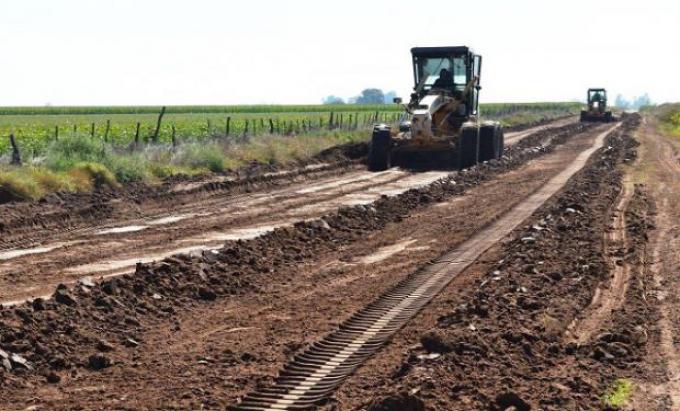 “Argentina tiene los mismos caminos rurales desde hace más de 40 años"
