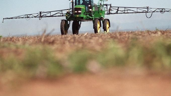 Córdoba y Santa Fe acuerdan protocolos para la aplicación de fitosanitarios