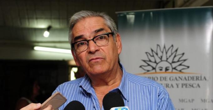 El ministro de Agricultura uruguayo aseguró que “los plaguicidas son un mal necesario”