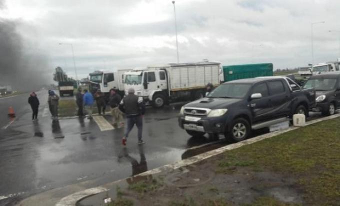 Tras la protesta, fijarán una cláusula gatillo para el flete de los granos