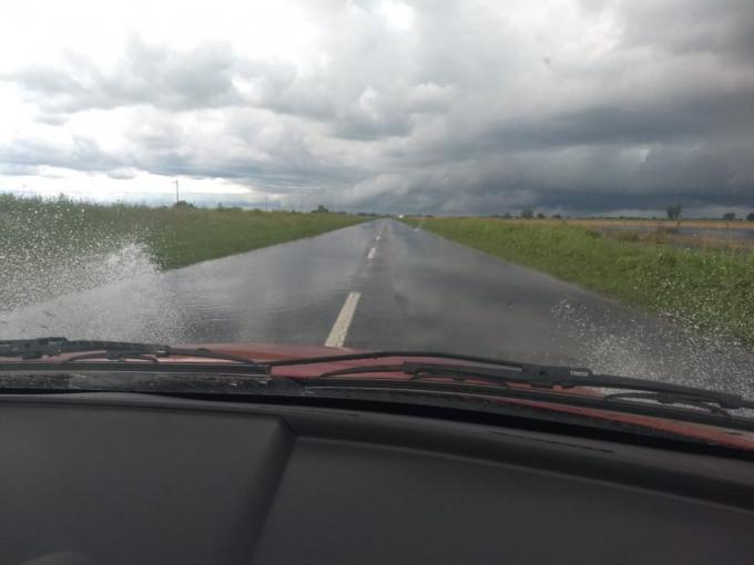 Argentina otra vez en emergencia hídrica: se vienen varios días de lluvias torrenciales sobre zonas inundadas