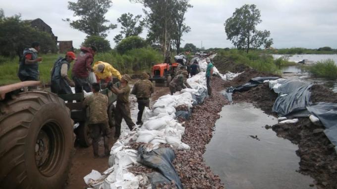 El Niño no tuvo nada que ver con las inundaciones ocurridas en el norte argentino: habrá que esperar una semana más para que aflojen las lluvias