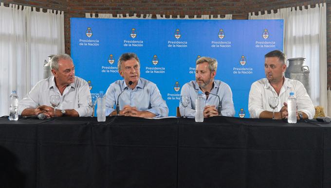 Ambientalistas le respondieron a Macri por las aplicaciones: “Dijo una barbaridad”