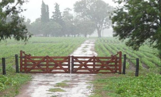 Las lluvias y tormentas no dan respiro al NEA