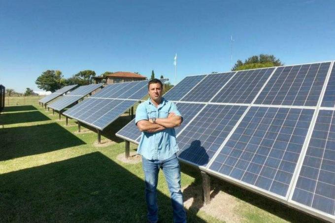 La felicitación de Macri a un productor: "Me dijeron que tenés un tambo totalmente futurista"