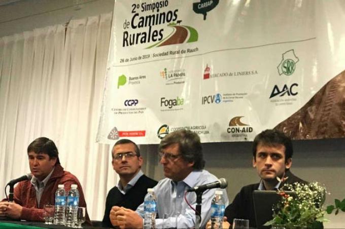 Buenos Aires: según Carbap, creció de 67 a 70% la condición regular o mala de los caminos rurales.