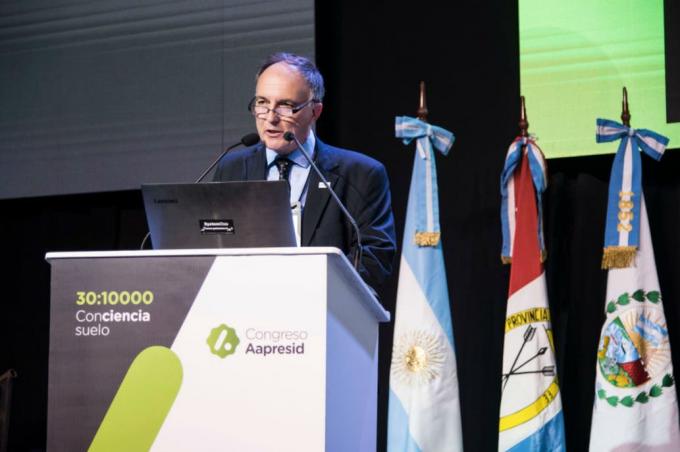 Aapresid. Piden leyes para semillas, riesgo agropecuario y el uso de fertilizantes