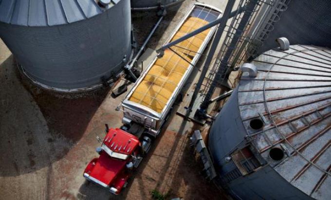 La corredora de granos en default ofrece canjear deuda por $6000 millones