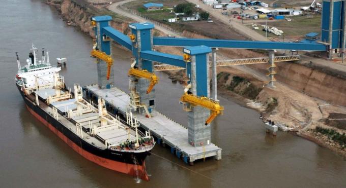 Se necesitan dólares: exportadores agroindustriales deberán adelantar el pago de derechos de exportación