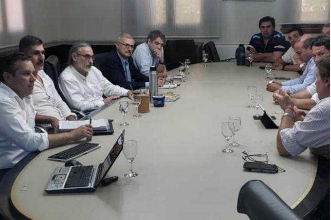 Ruralistas del NOA y del NEA le pidieron a Basterra bajar las retenciones