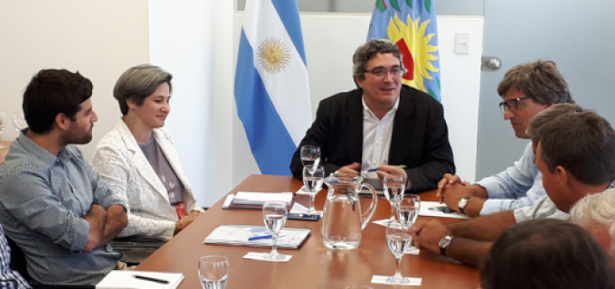 El Ministro Javier Rodríguez recibió a la Mesa Directiva de CARBAP