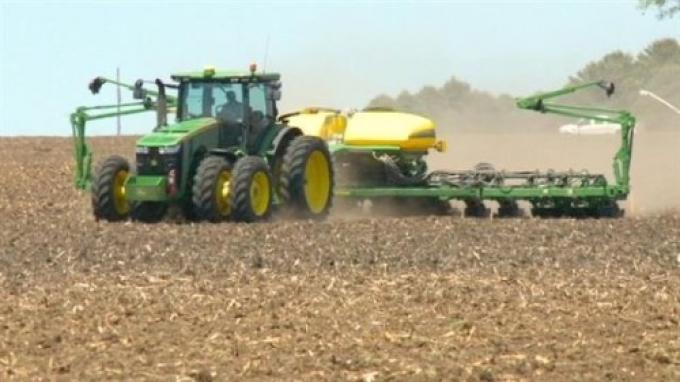 Finalizada la siembra de soja, una condición hídrica entre adecuada y óptima permite elevar la proyección de producción a 53,1 millones de toneladas