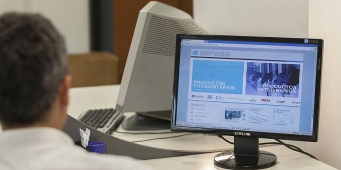El Senasa creó un programa para reforzar el control de las ofertas de agroinsumos realizadas en portales digitales