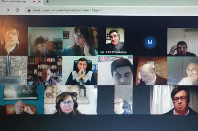 Piden eliminar retenciones a los lácteos para "fortalecer la salida exportadora".