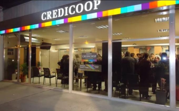 "Impuesto a la riqueza": masivo retiro contra Carlos Heller, respuesta de La Bancaria y carta de productores a legisladores