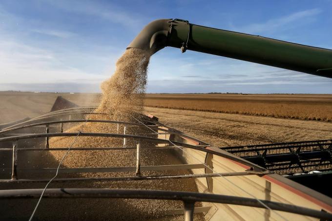 Menos retenciones y precio récord, pero el campo no liquida