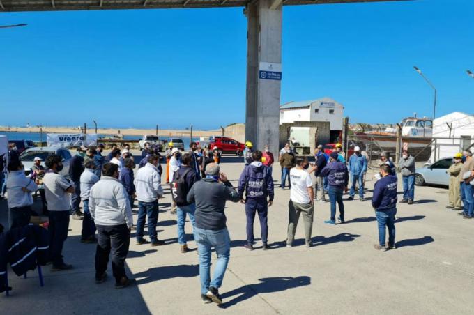 Puertos: comenzó un paro y los exportadores denuncian que frenará el ingreso de divisas
