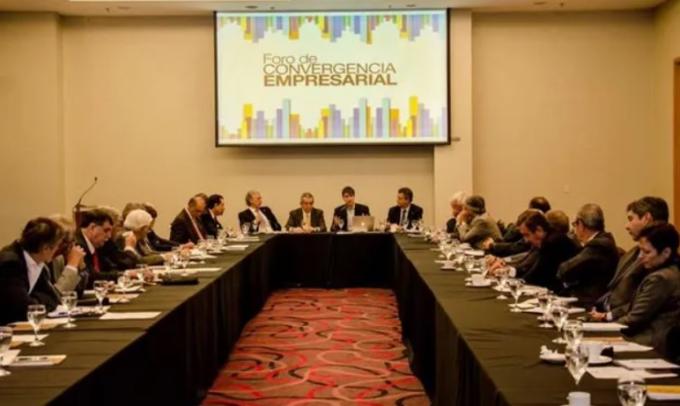Rechazo de empresarios a la repetida intervención del Estado en las actividades del sector privado