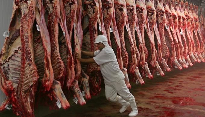 La industria frigorífica exportadora busca sortear las dificultades del momento aguardando un repunte