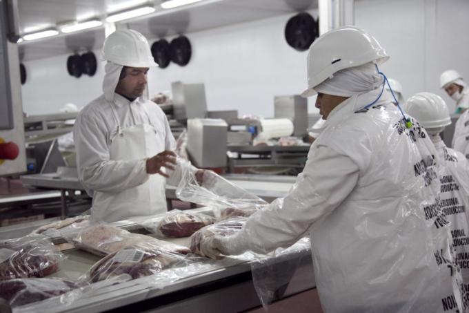 Carne para Todos: un frigorífico deja el programa y despide empleados