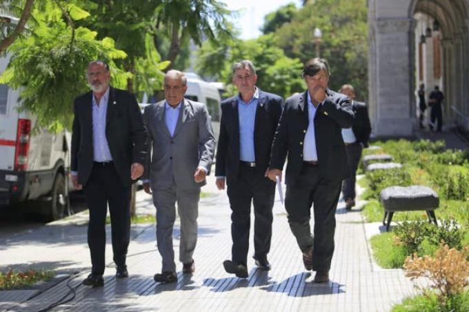 Último día del paro: la Mesa de Enlace define si mantendrá la medida contra el cierre de exportaciones de carne