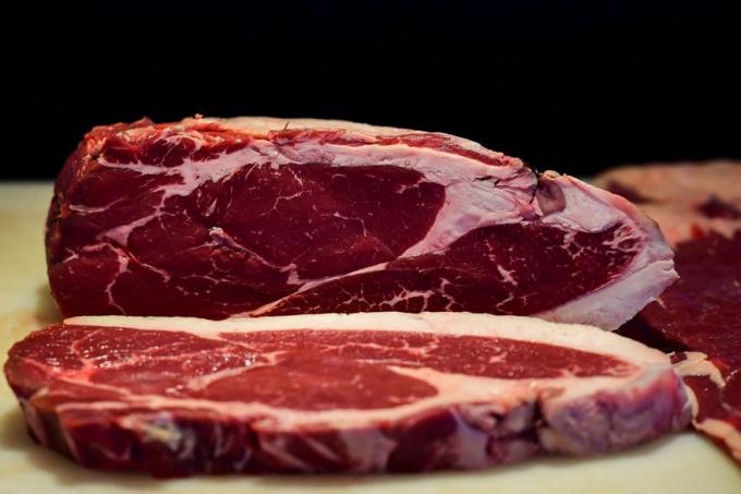 Invirtió US$450.000 para exportar más carne y ahora trabaja un día menos a la semana