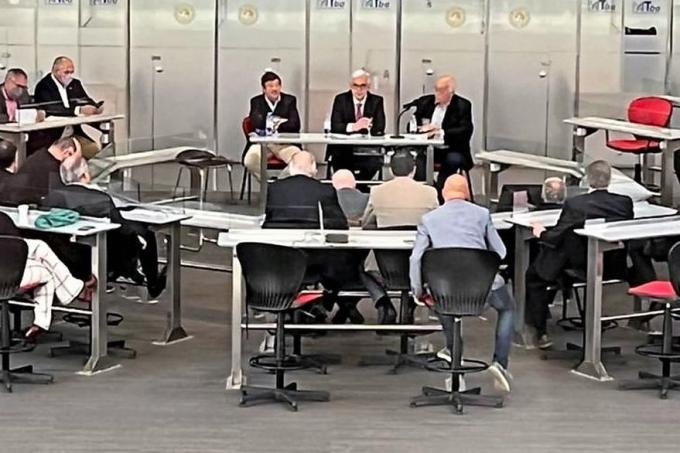 Sin anuncios, Domínguez se reunió con una Mesa de las Carnes debilitada