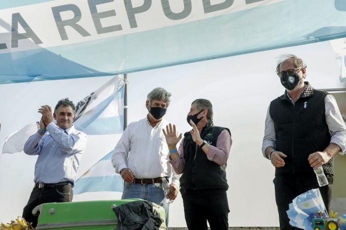En Armstrong: los productores esperan a la Mesa de Enlace, en un clima de malestar