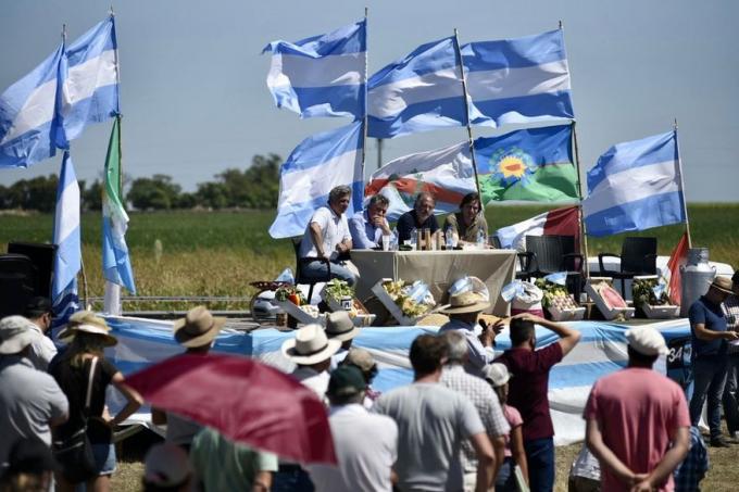 Tensiones y cruces con el fenómeno La Niña de fondo