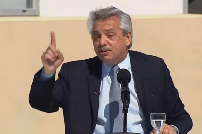 Alberto lo hizo. En 2021 la actividad del sector frigorífico vacuno cayó 6,4% gracias al cepo exportador