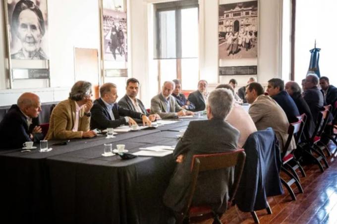 Gasoil: el Gobierno creó una mesa con el sector privado para abordar los faltantes