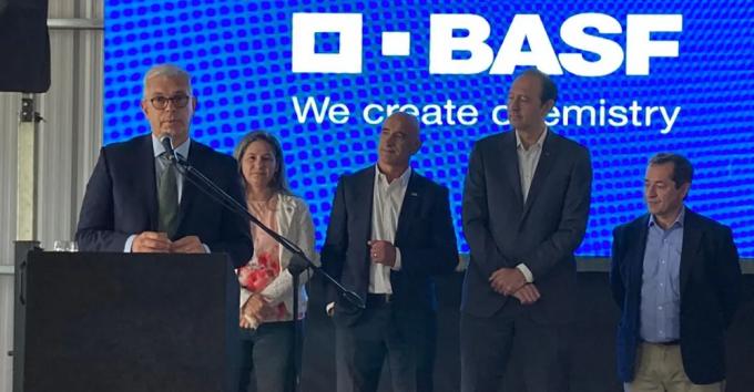 Fuerte respuesta de Julián Domínguez a Martín Guzmán sobre las retenciones y la "renta inesperada" del campo