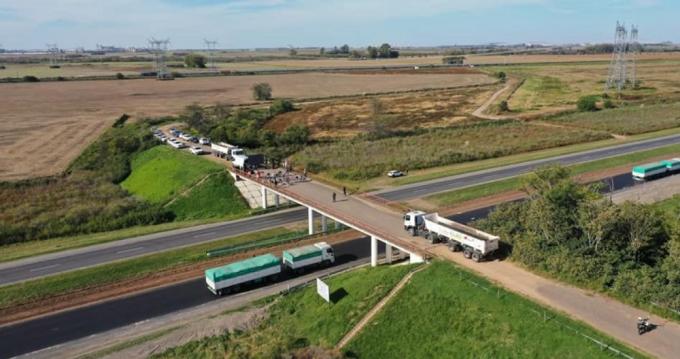 Prometen construir 3 ingresos alternativos a los puertos del Gran Rosario
