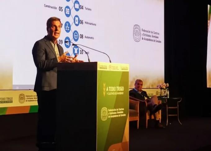 Redrado estima una inflación del 72% para 2022 y propone eliminar el Ministerio de Agricultura