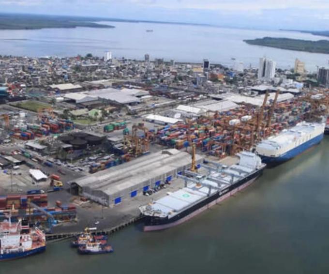 Rusia dijo que es responsabilidad de Ucrania liberar los puertos para permitir la exportación de granos