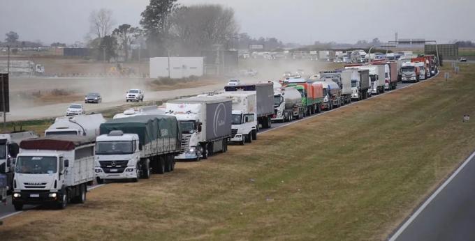 Transportistas autoconvocados anunciaron que volverán al paro y los bloqueos en las rutas
