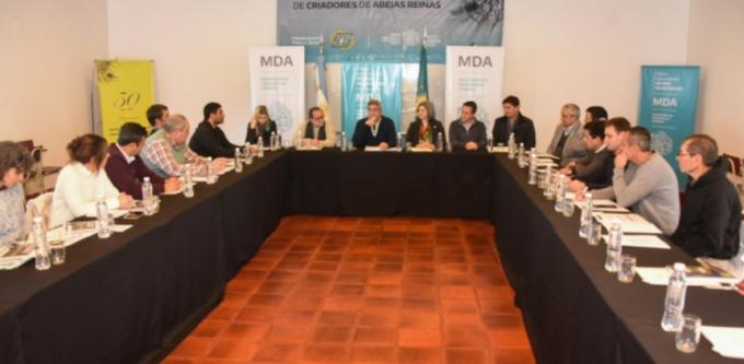 Presentan el plan bonaerense. Ganado 6x6