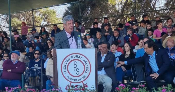 La Rural hizo una fuerte advertencia por “los diferentes tipos de cambio”