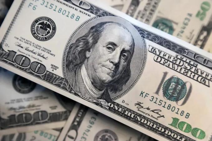 Más cepo: prohíben comprar divisas a empresas que usaron el “dólar soja”