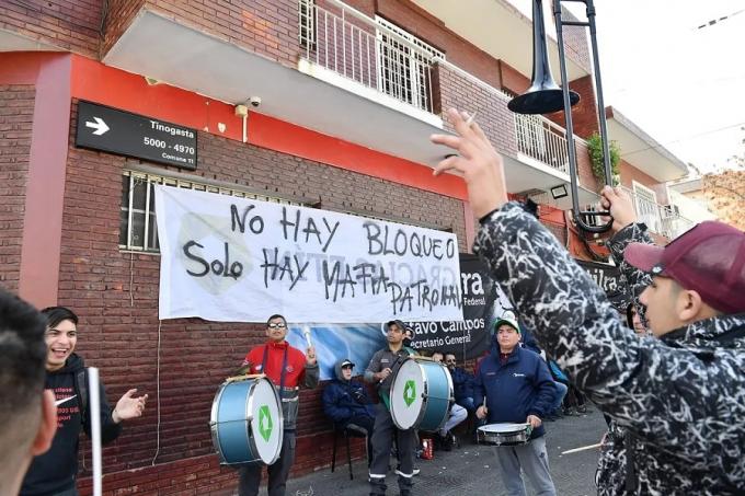 Drástico: una pyme láctea bloqueada por un gremio despidió a 29 de sus 46 empleados