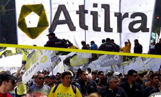 El gremio que bloqueó a Lácteos Vidal ahora amenaza con paralizar la producción de leche en toda la Argentina